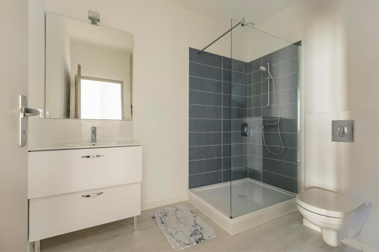 Apartment Le Bleu - Lumineux, 1 Chambre, Salle De Bain Moderne